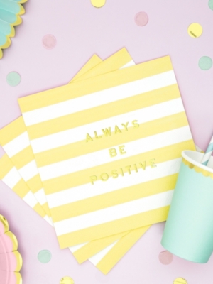20 gab, Salvetes "Always be positive", baltas ar gaiši dzeltenu, 33 x 33 cm