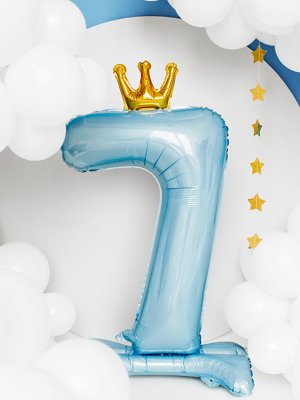 Folija balons ar statīvu 7, gaiši zils ar zelta kroni,  84 cm